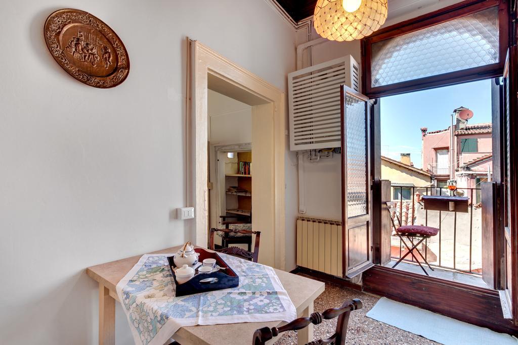 Ca' Badoer West Studio Venice Luaran gambar